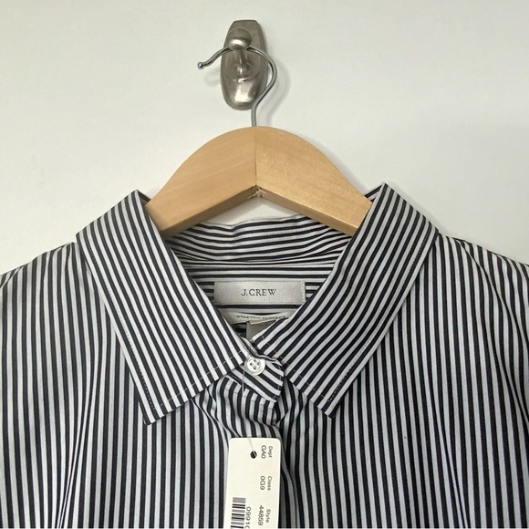 J. Crew Striped Collared Button Down Shirt. Size TM. Black. (NWT). - Picture 4 of 6